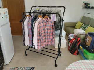 Burro para ropa negro