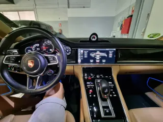 Porsche Panamera 4S