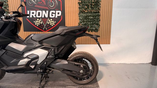 Honda X-ADV 750