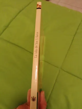 La isla de los cinco faros. Ed. Revista