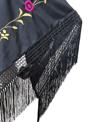 Manton Flamenco Negro Bordado Flores multicolores