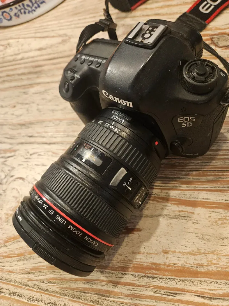 Canon EOS 5D Mark III + 3 Lentes + mochila afbeelding 2