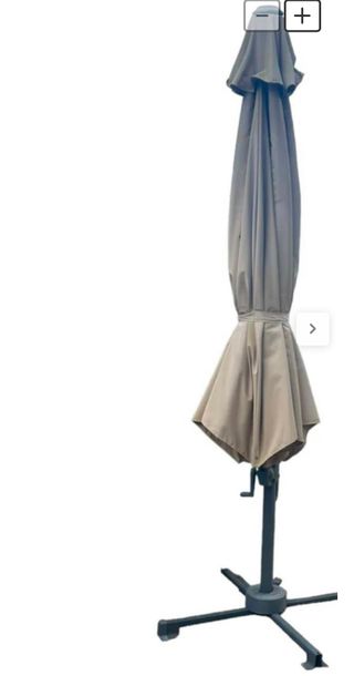 Chapéu de sol grande bege e cinza