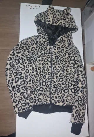 Chaquetón peluche estampado leopardo