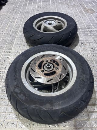 Llantas Neumático Disco Piaggio Typhoon