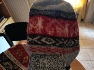 Cappello e Sciarpa Peruviana in Lana con Borsa