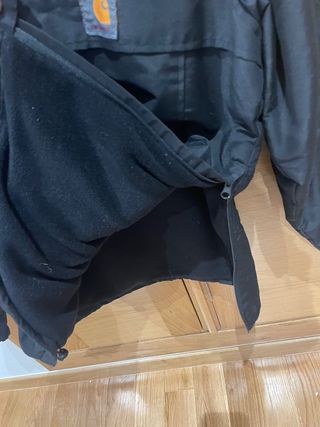 Cazadora Canguro Carhartt Negra