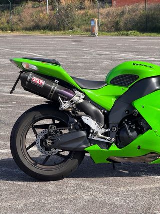 Kawasaki Ninja ZX10R