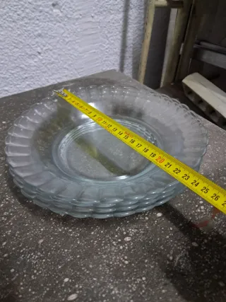 Juego de platos de cristal