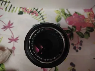 Voigtlander Telomar 100-300mm f/5.6-6.7 Macro