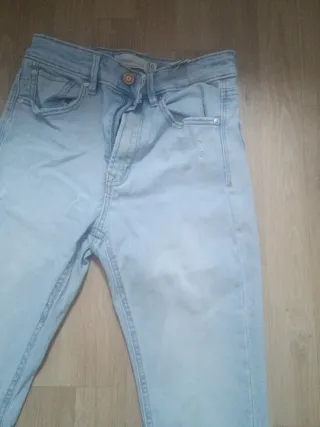 Pantalones vaqueros Stradivarius azul claro T36