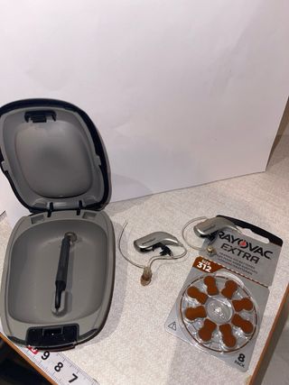 Audifonos grises/beige