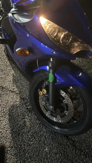 Yamaha YZF R6 Azul 2004