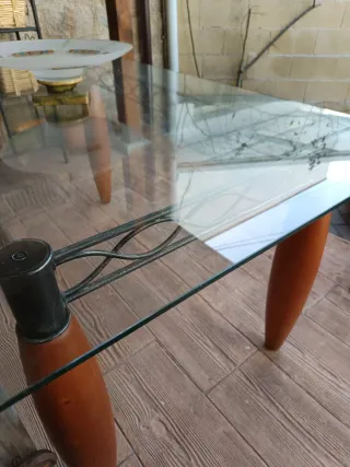 Mesa de salón cristal y madera