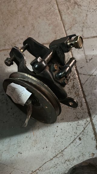 Bomba Dirección Terrano 2