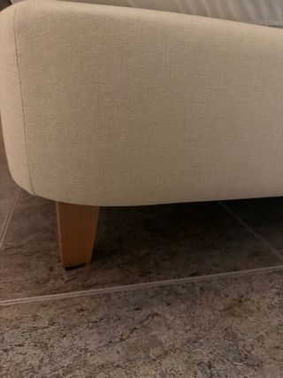 Base tapizada beige y gris de 135x180