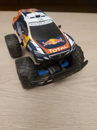 Coche teledirigido Peugeot Red Bull  Marca NIKKO