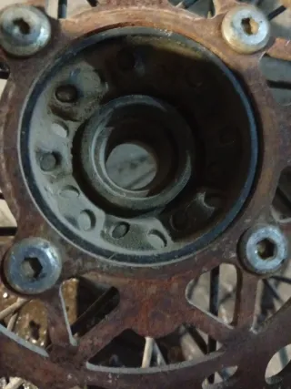 Llanta de moto pitbike  Sin rodamientos