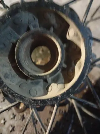 Llanta de moto pitbike  Sin rodamientos