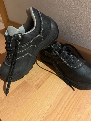 Zapatos de seguridad negros