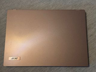 Portátil Acer sin estrenar nuevo vale 1000€