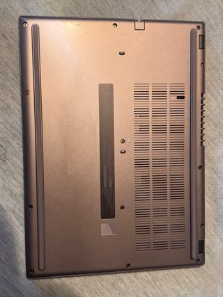 Portátil Acer sin estrenar nuevo vale 1000€