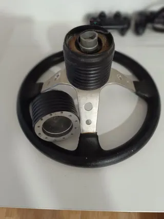 Volante T-Horn con 2 coples para VW GTI MK2