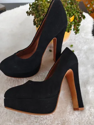 Zapatos de tacón negros talla 36