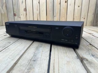 SONY VIDEO CASSETTE RECORDER SLV-SX720E