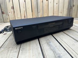 SONY VIDEO CASSETTE RECORDER SLV-SX720E