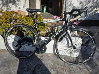 Bicicleta carretera Cube Agree SL Shimano 105