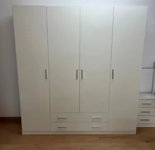 Nuovi armadi a 4 ante