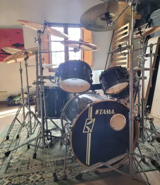 Batería Tama Superstar. Se regala bajo.