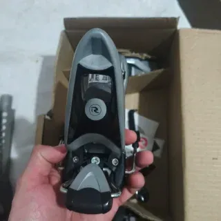 Conjunto Fijaciones Esquí Gris