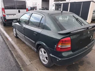 Opel Astra 2000