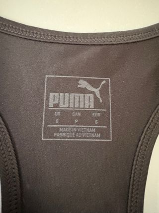 Top deportivo Puma Talla S estampado