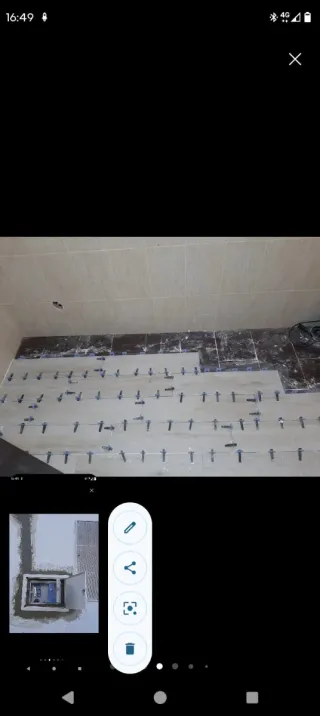 Alicatado y solado para baño