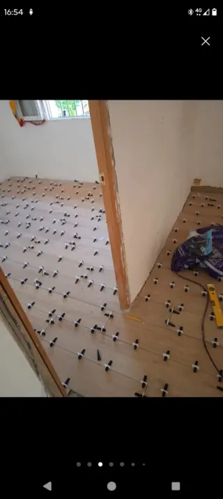 Alicatado y solado para baño