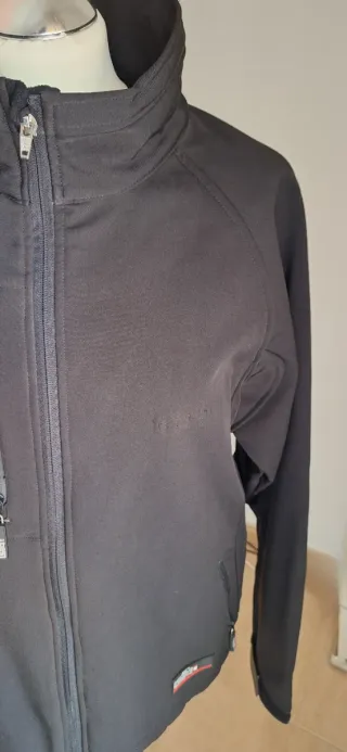 Chaqueta anorak negra Issaline