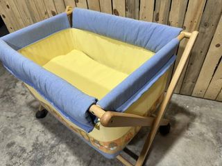 MOISÉS / CUNA DE BEBÉ CON RUEDAS Y COLCHÓN