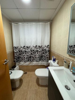 Se alquila piso en zona squash Elche