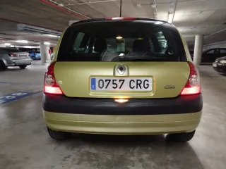 Renault Clio 2004