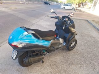 Piaggio MP3 250cc Azul/Gris  papeles  a dia negcib