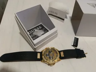 Reloj Guess Dorado y Negro con Cristales