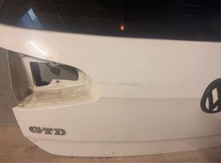 Portón Trasero Golf 7