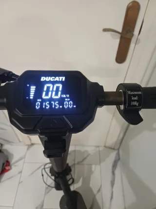 Patinete Eléctrico Ducati