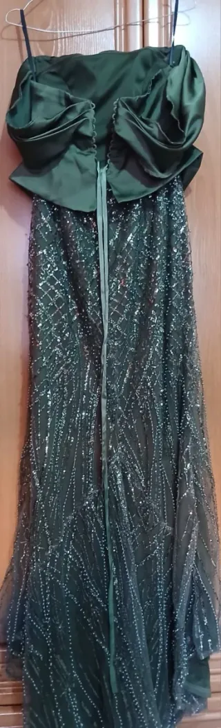 Vestido de fiesta plateado