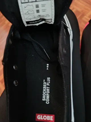 Zapatillas Globe Negras Talla 40,5.