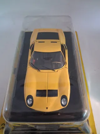 Lamborghini P400 Miura Fabbri Editori scala 1:24.