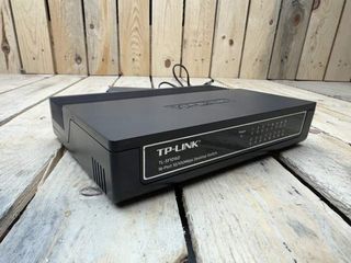 SWITCH TP-LINK TL-SF1016D 16 PUERTOS